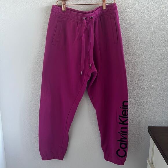 Calvin Klein Performance Hot Pink Spell Out Leg in Black Sweat Pants Lounge M - Picture 1 of 9